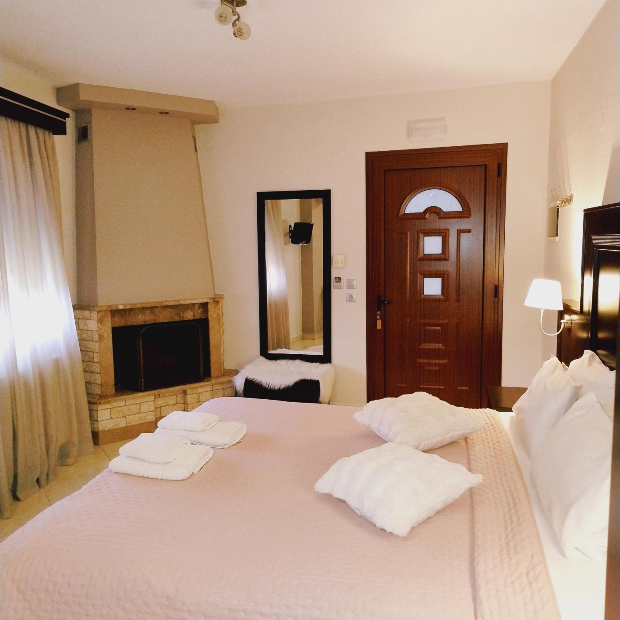 Neraides Hotel Káto Loutrákion Стая снимка